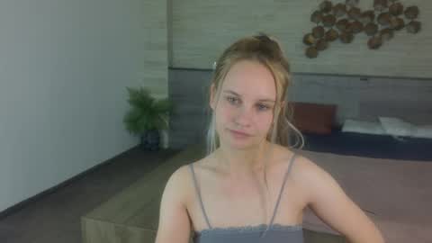 Ice Blue online show from June 4, 7:42 pm