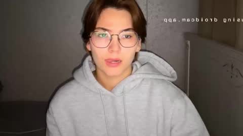 Snapshot of iceeheart chatting on October 22, 2:08 pm Ksenia online show from October 22, 2:08 pm