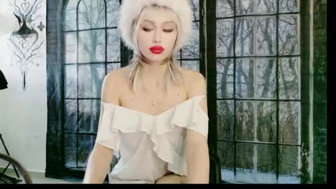  onlif4ns lizzy dolly online show from May 15, 9:55 pm