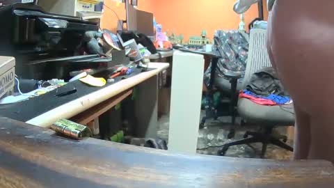 Snapshot of iceman00074 chatting on March 8, 8:33 am iceman00074 online show from March 8, 8:33 am