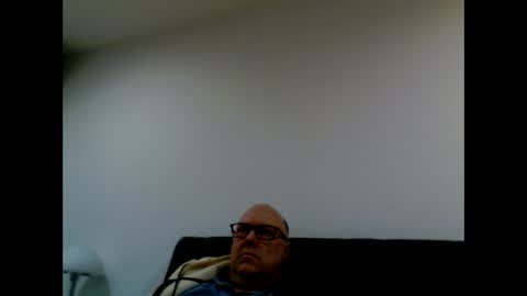 iceoli123 online show from March 2, 4:35 pm