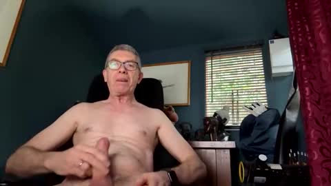 ComePlayWithMe online show from January 19, 10:03 am