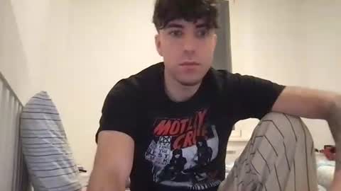 icyninesix online show from January 23, 10:44 pm