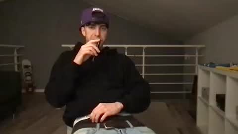 icyninesix online show from January 27, 8:28 pm