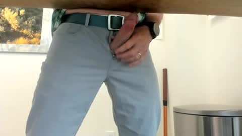 idfunguy2023 online show from June 15, 11:08 pm