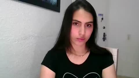 ievapink online show from June 12, 11:15 pm