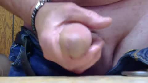 Snapshot of ijerkcum4u chatting on February 17, 7:33 pm hard4u online show from February 17, 7:33 pm