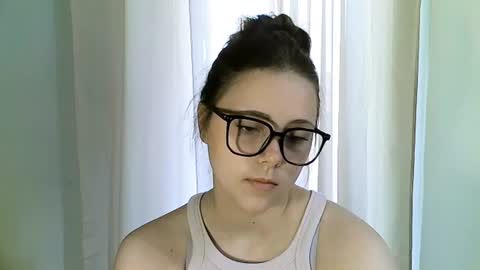 Adele online show from July 1, 10:35 am
