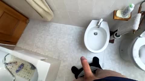 ilconte81 online show from December 23, 1:45 pm