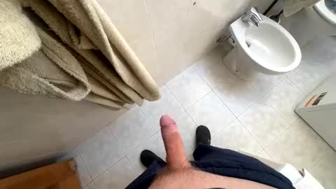 ilconte81 online show from January 1, 10:54 am