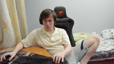 iliaskris online show from September 16, 12:23 am