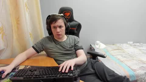 iliaskris online show from March 8, 2:15 am