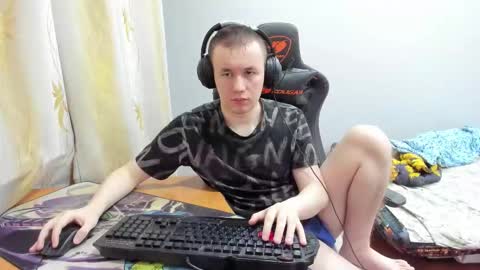 iliaskris online show from October 12, 6:54 pm