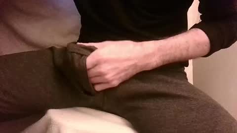 illubricat online show from March 12, 6:29 am