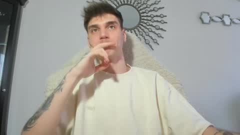 D-Illusion online show from February 22, 3:03 pm