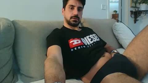 ilmangj90 online show from February 8, 9:35 am