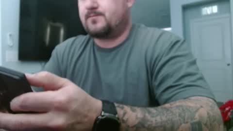 Letsgogetit online show from January 8, 7:53 pm