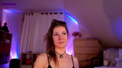 Snapshot of ilucyme chatting on February 13, 6:26 pm ilucyme online show from February 13, 6:26 pm