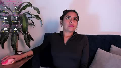 amber online show from November 4, 1:45 pm