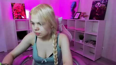 Lilly online show from February 23, 1:08 am