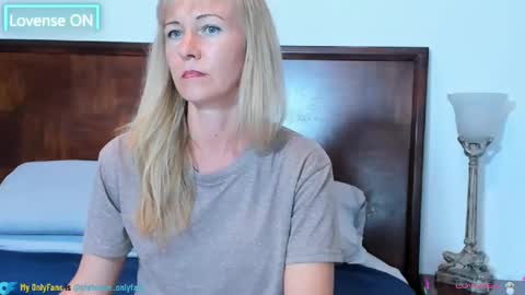 Snapshot of im_beautiful chatting on January 7, 4:16 pm Christine -  online show from January 7, 4:16 pm