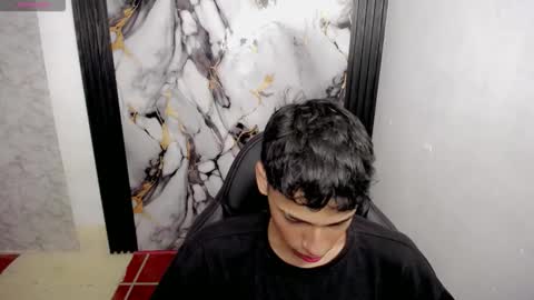 im_david01 online show from December 5, 1:53 pm