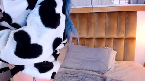 Anna  online show from February 10, 11:57 am