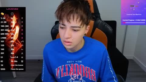 Laia online show from September 15, 1:01 pm