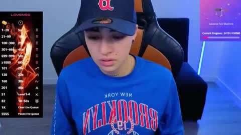 Laia online show from September 16, 1:02 pm