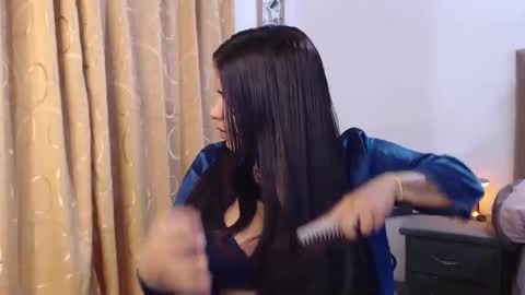 im madissonwell online show from February 17, 1:48 am