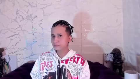 im_milan_rs online show from March 1, 7:41 am