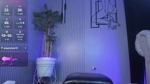 Perla online show from October 12, 3:43 am