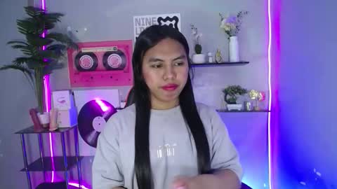 kyline online show from April 15, 8:20 pm