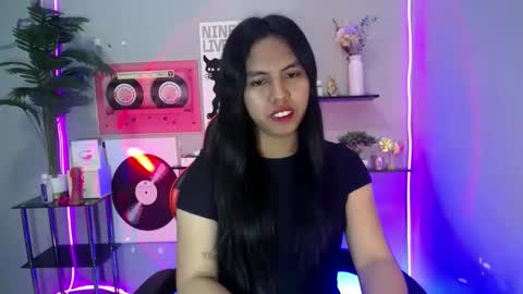 kyline online show from April 17, 9:00 am