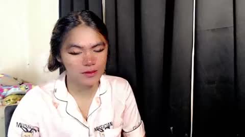im_yourfairyannaxx online show from June 7, 4:28 am