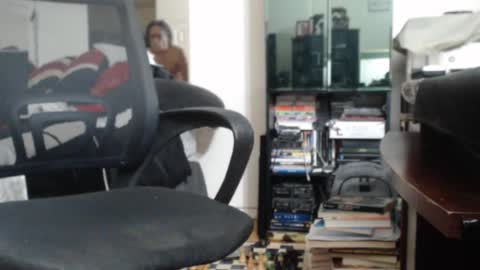 Snapshot of imanlolo789__ chatting on February 13, 11:06 am Imanlolo789   formerly known as Slimrodxxx  independent model online show from February 13, 11:06 am