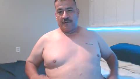 imbackmandosuknw online show from November 11, 7:10 am