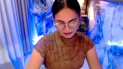 Ashley online show from June 27, 6:36 pm