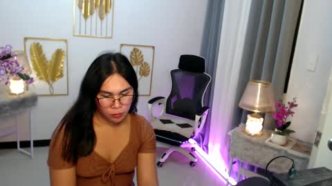 Ashley online show from December 23, 2:39 pm