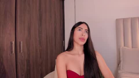 sarah online show from December 16, 10:27 pm