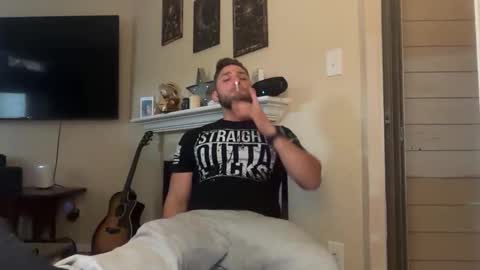 Inmate1993 online show from April 12, 10:19 am