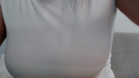 Della online show from January 11, 4:03 pm