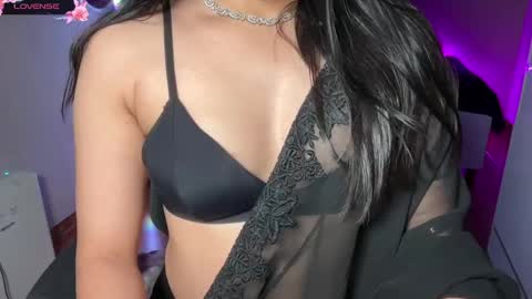 Ayesha online show from April 19, 6:10 pm