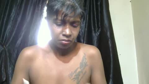 Snapshot of indian_blossom chatting on February 18, 1:33 pm Denise online show from February 18, 1:33 pm