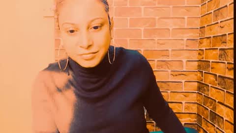 indian_spice_girl online show from June 4, 7:03 am