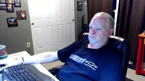 Papa online show from April 27, 1:03 am