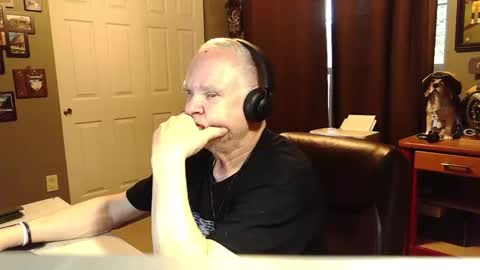 Papa online show from November 9, 2:20 pm