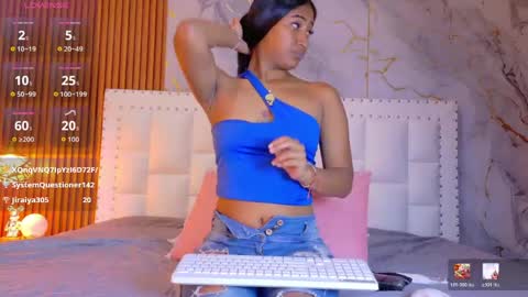 LITTLE AINHOA  online show from February 28, 8:13 pm