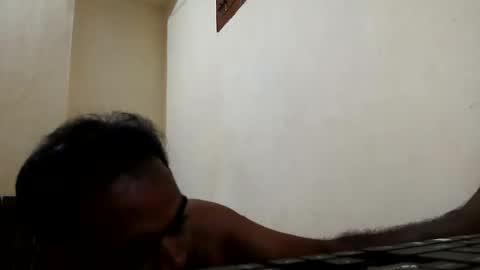 indianhairyguy23 online show from July 11, 1:14 pm