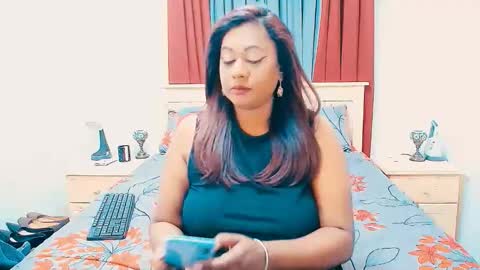 Amy online show from December 13, 8:04 pm